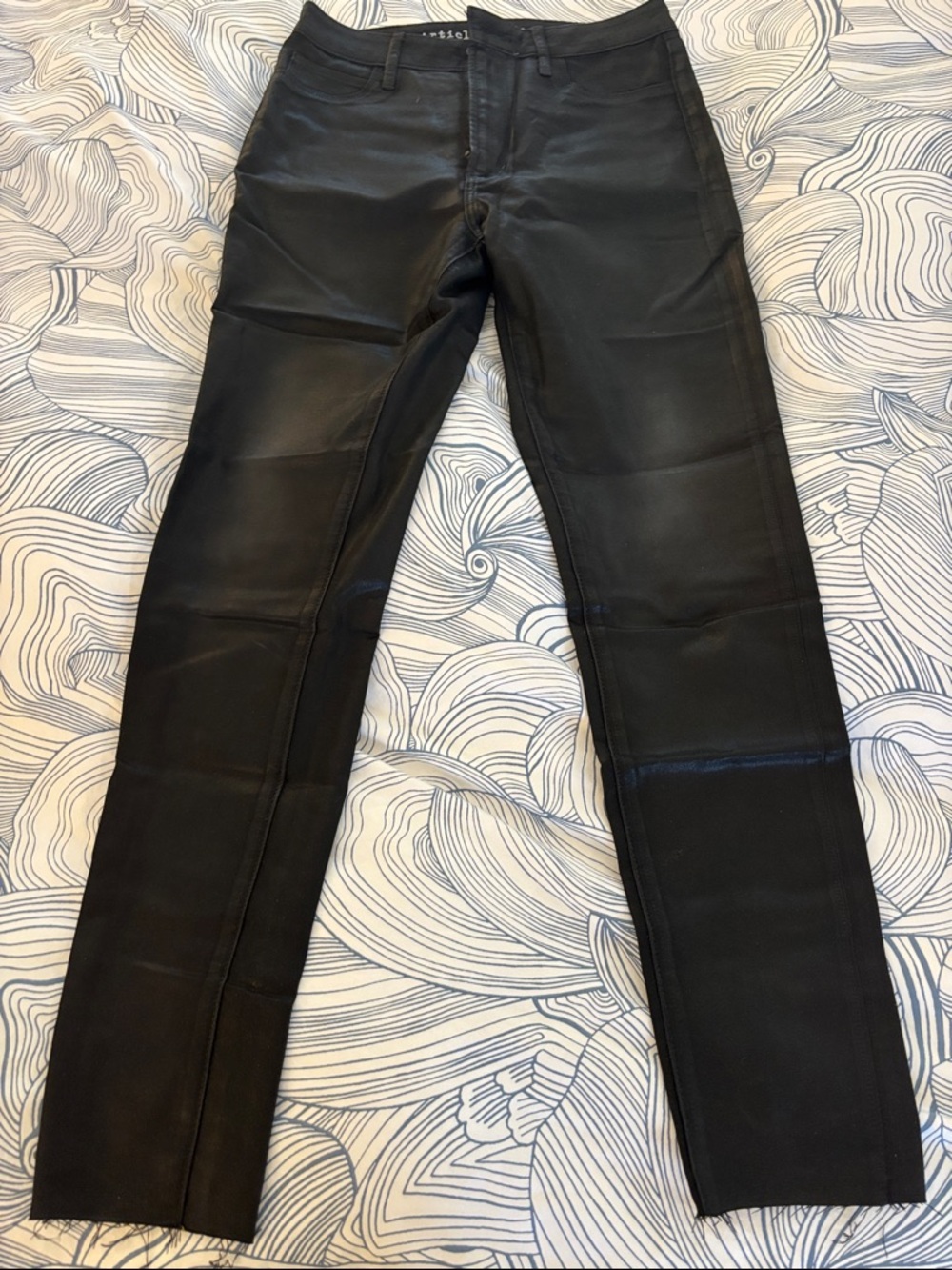 Articles Of Society Black High-Rise Shiny and Stretchy Skinny Jeans. NWOT